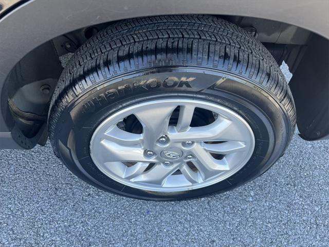 used 2024 Hyundai Venue car, priced at $17,495