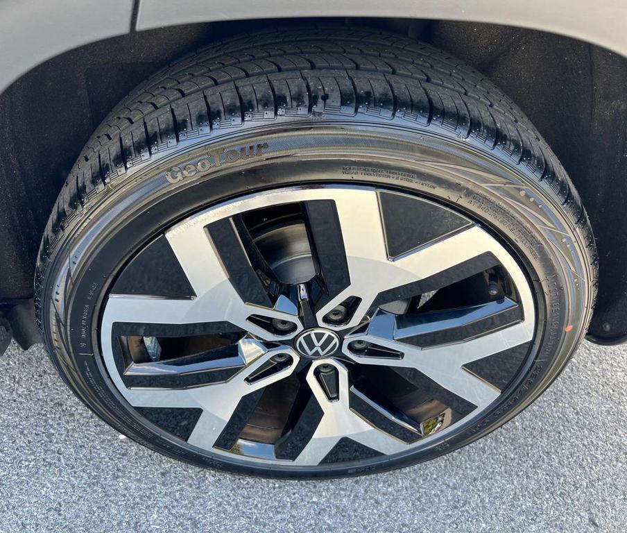 used 2022 Volkswagen Taos car, priced at $20,995