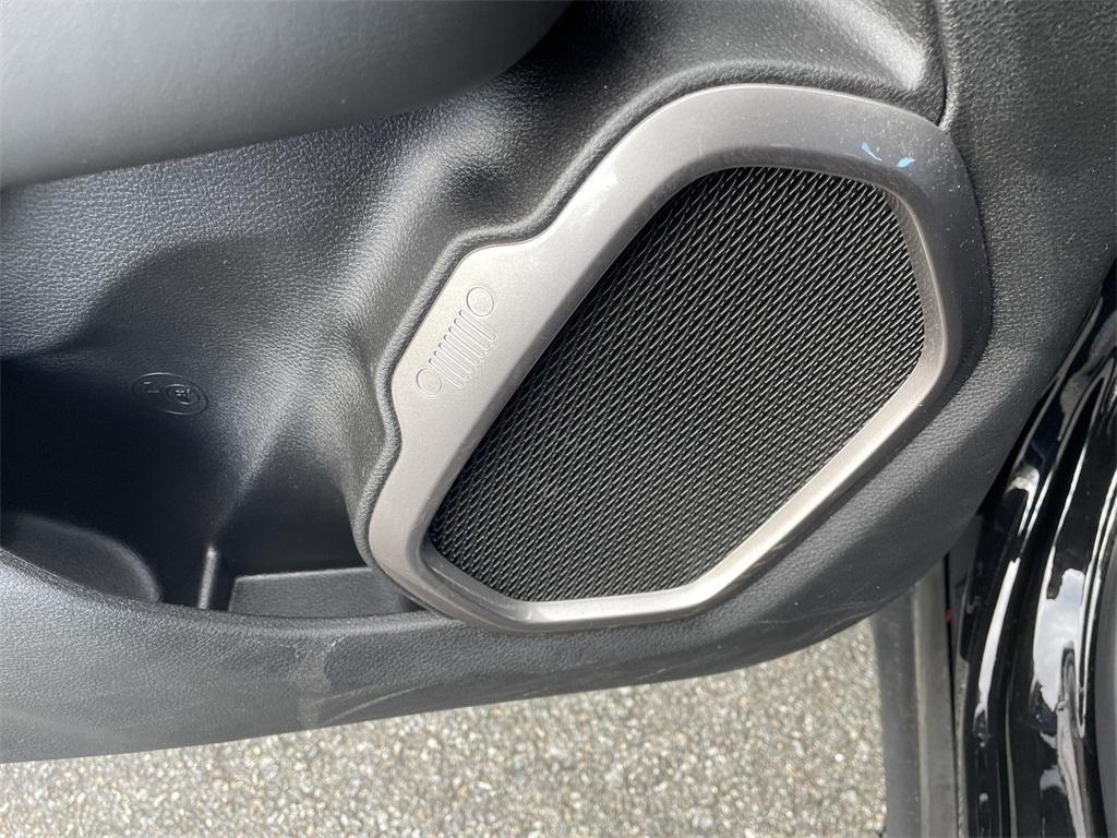 used 2022 Jeep Renegade car, priced at $18,595