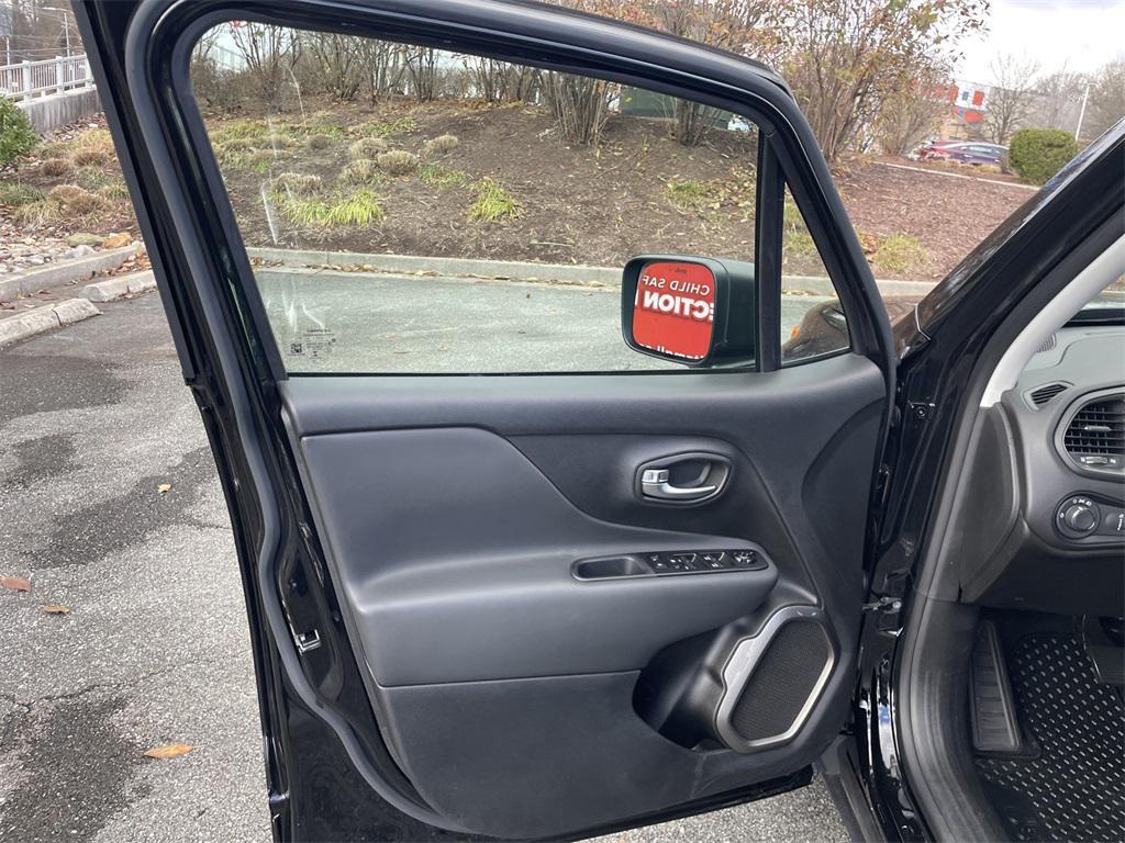 used 2022 Jeep Renegade car, priced at $18,595