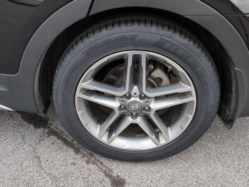 used 2017 Hyundai Santa Fe car, priced at $16,495