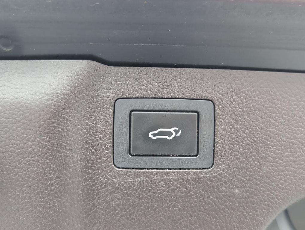 used 2017 Hyundai Santa Fe car, priced at $16,495