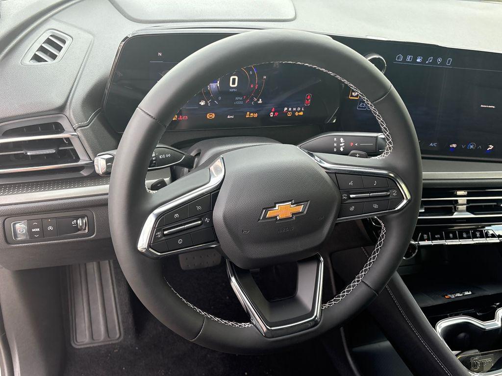 new 2026 Chevrolet Traverse car, priced at $41,430
