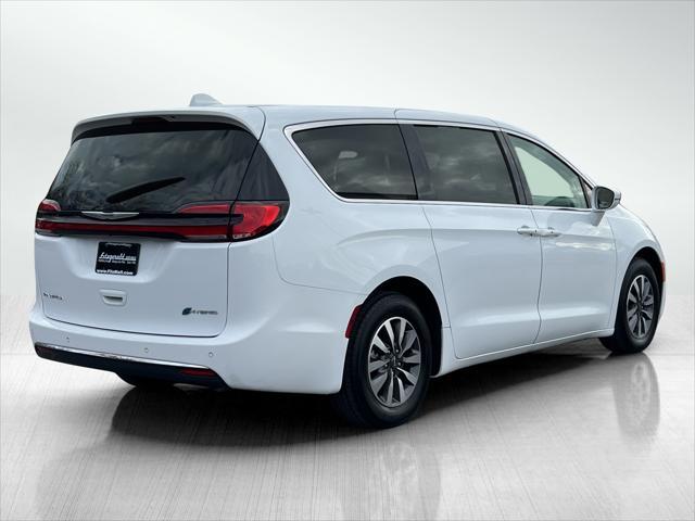 used 2022 Chrysler Pacifica Hybrid car, priced at $24,995