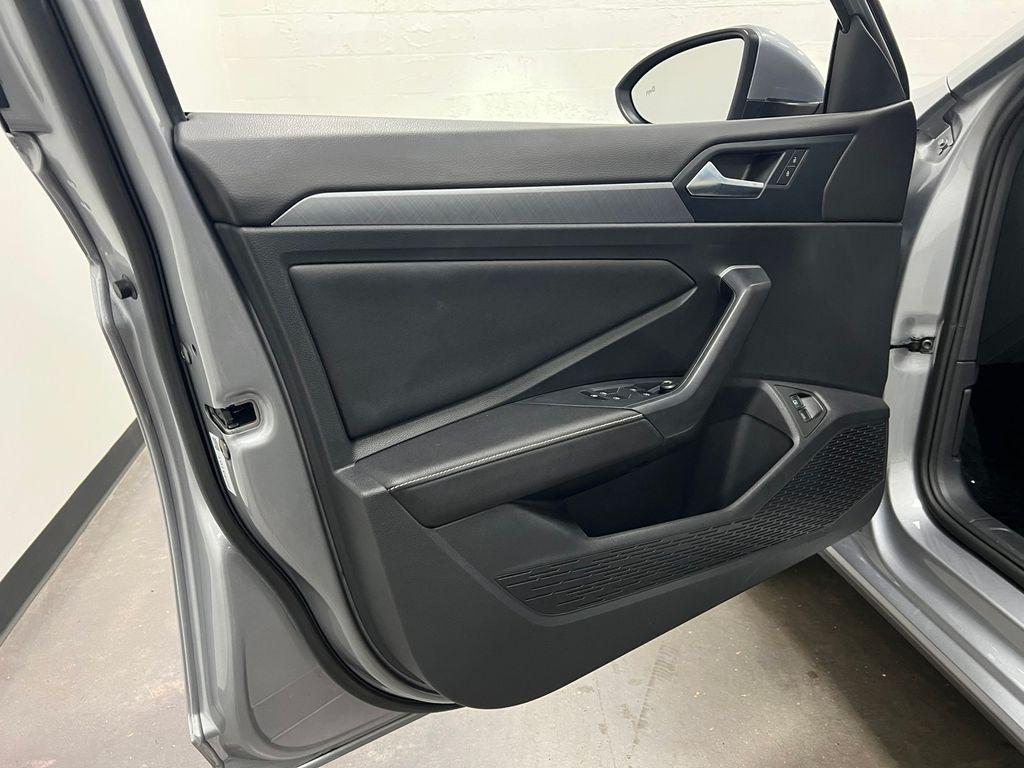 used 2024 Volkswagen Jetta car, priced at $20,995