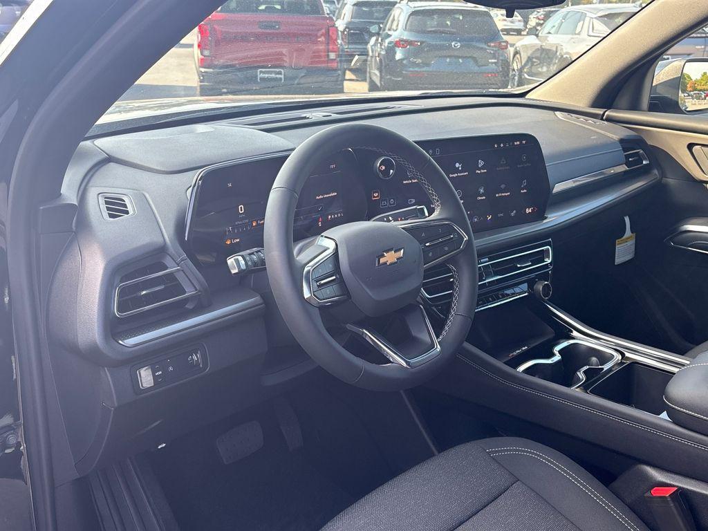 new 2026 Chevrolet Traverse car, priced at $41,430