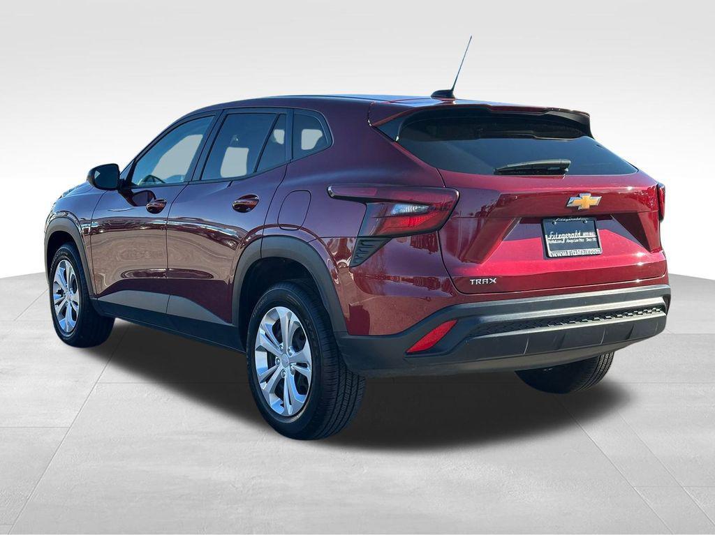 used 2024 Chevrolet Trax car, priced at $18,995