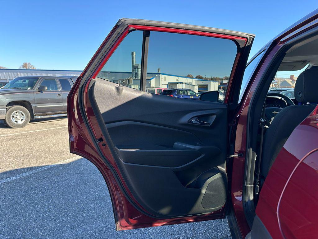 used 2024 Chevrolet Trax car, priced at $18,995