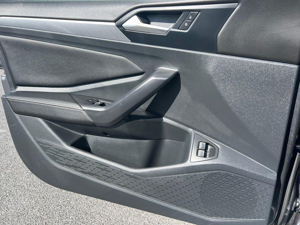 used 2024 Volkswagen Jetta car, priced at $18,995