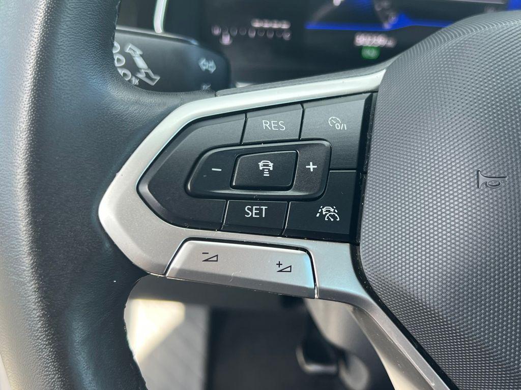 used 2024 Volkswagen Jetta car, priced at $18,995