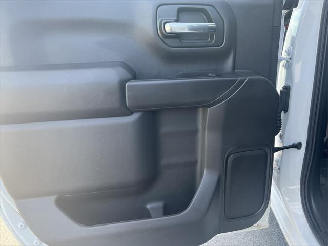 new 2024 Chevrolet Silverado 1500 car, priced at $42,556