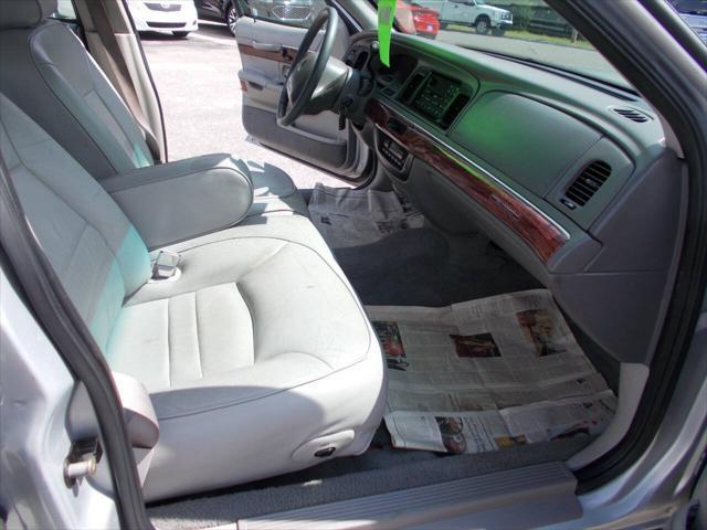 used 2000 Mercury Grand Marquis car, priced at $5,995