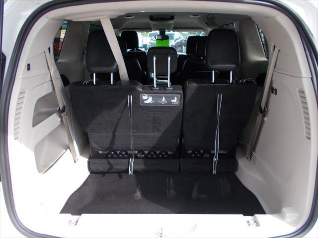 used 2017 Chrysler Pacifica car, priced at $9,995