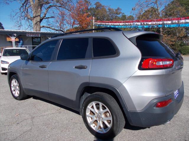 used 2016 Jeep Cherokee car, priced at $12,450