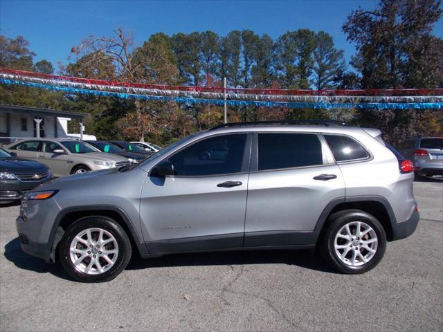 used 2016 Jeep Cherokee car, priced at $12,450