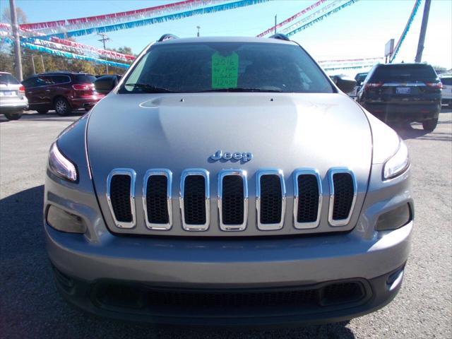 used 2016 Jeep Cherokee car, priced at $12,450