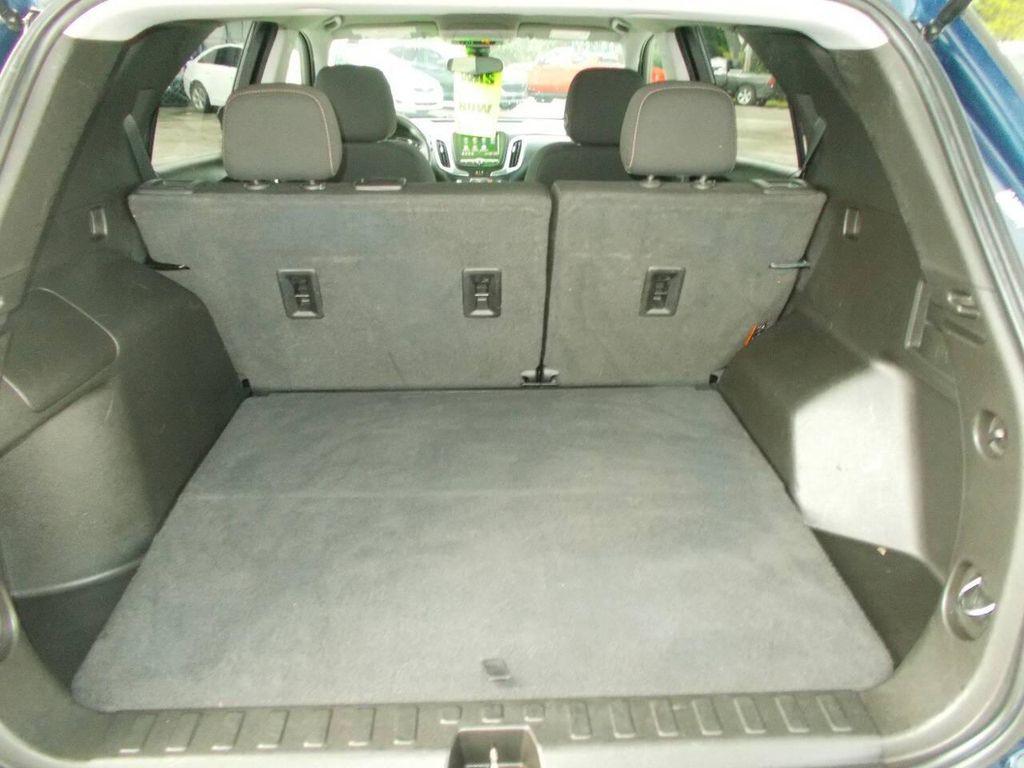 used 2022 Chevrolet Equinox car, priced at $16,995