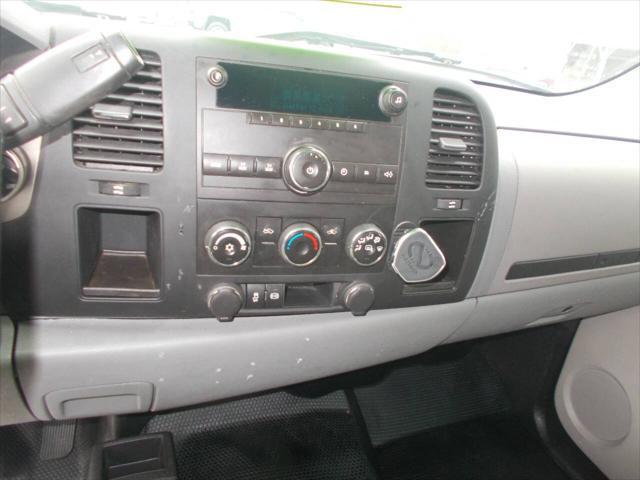 used 2013 Chevrolet Silverado 2500 car, priced at $17,950