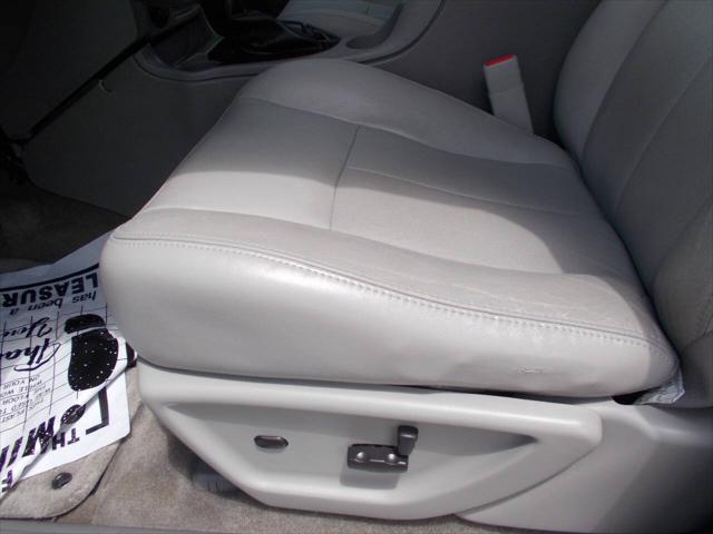 used 2007 Buick Rainier car, priced at $5,995