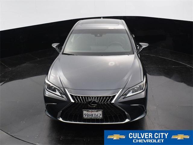 used 2022 Lexus ES 350 car, priced at $32,118