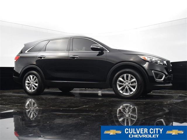 used 2018 Kia Sorento car, priced at $11,818