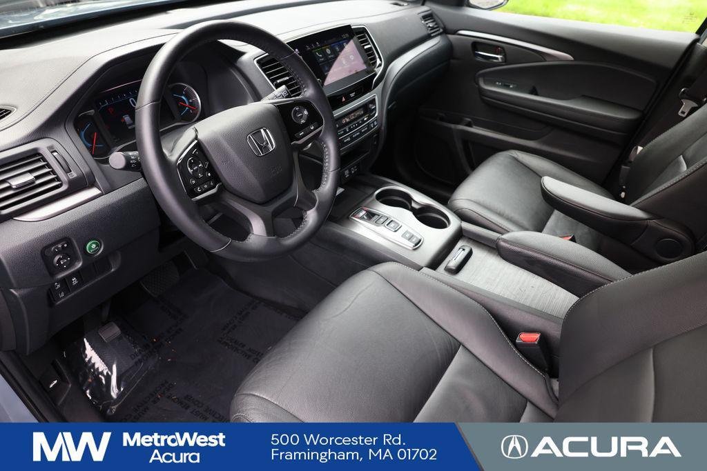 used 2022 Honda Pilot car, priced at $34,288