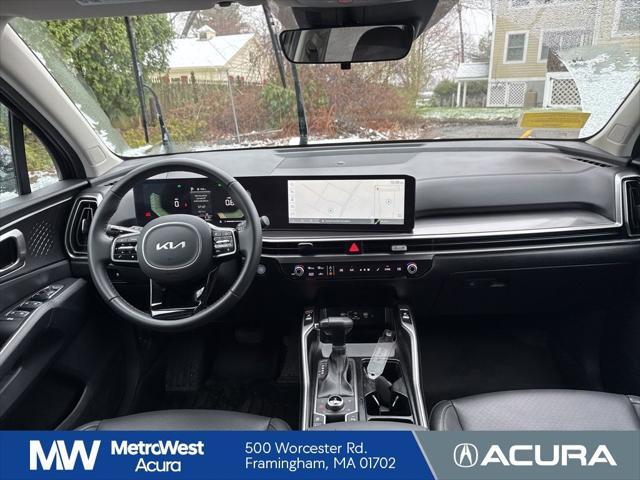 used 2025 Kia Sorento car, priced at $35,488