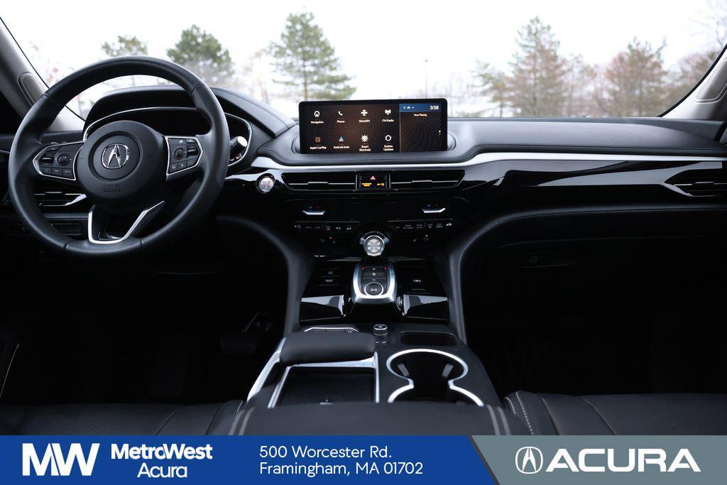 used 2023 Acura MDX car, priced at $39,999