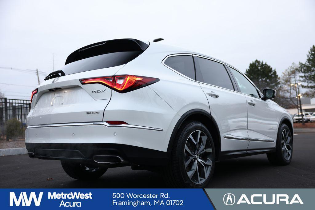used 2023 Acura MDX car, priced at $39,999