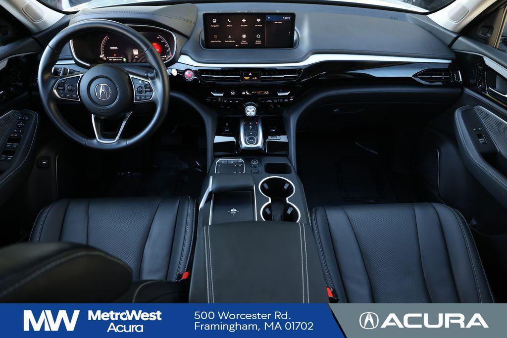 used 2023 Acura MDX car, priced at $43,888