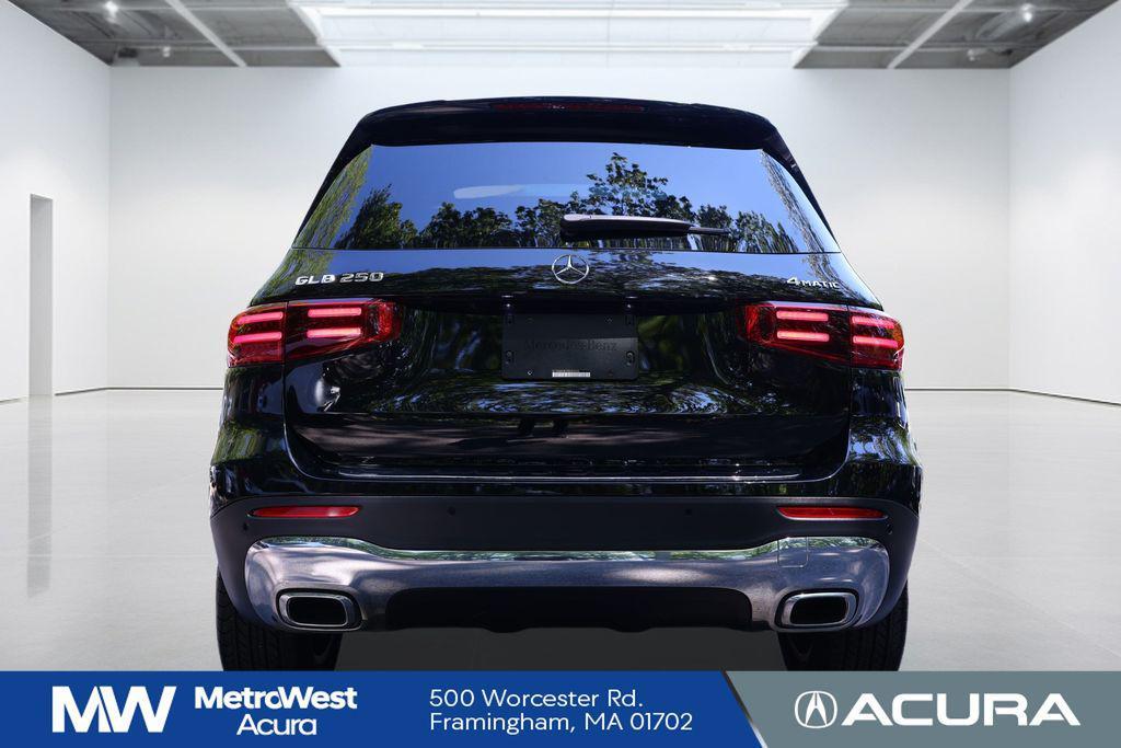 used 2024 Mercedes-Benz GLB 250 car, priced at $38,388
