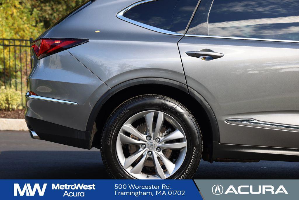 used 2024 Acura MDX car, priced at $43,788