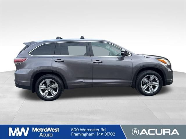 used 2015 Toyota Highlander car, priced at $19,488