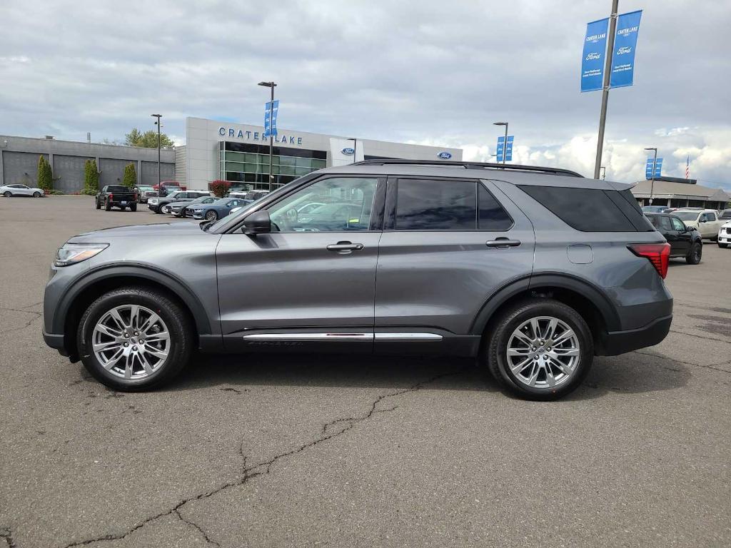 new 2025 Ford Explorer car, priced at $47,360