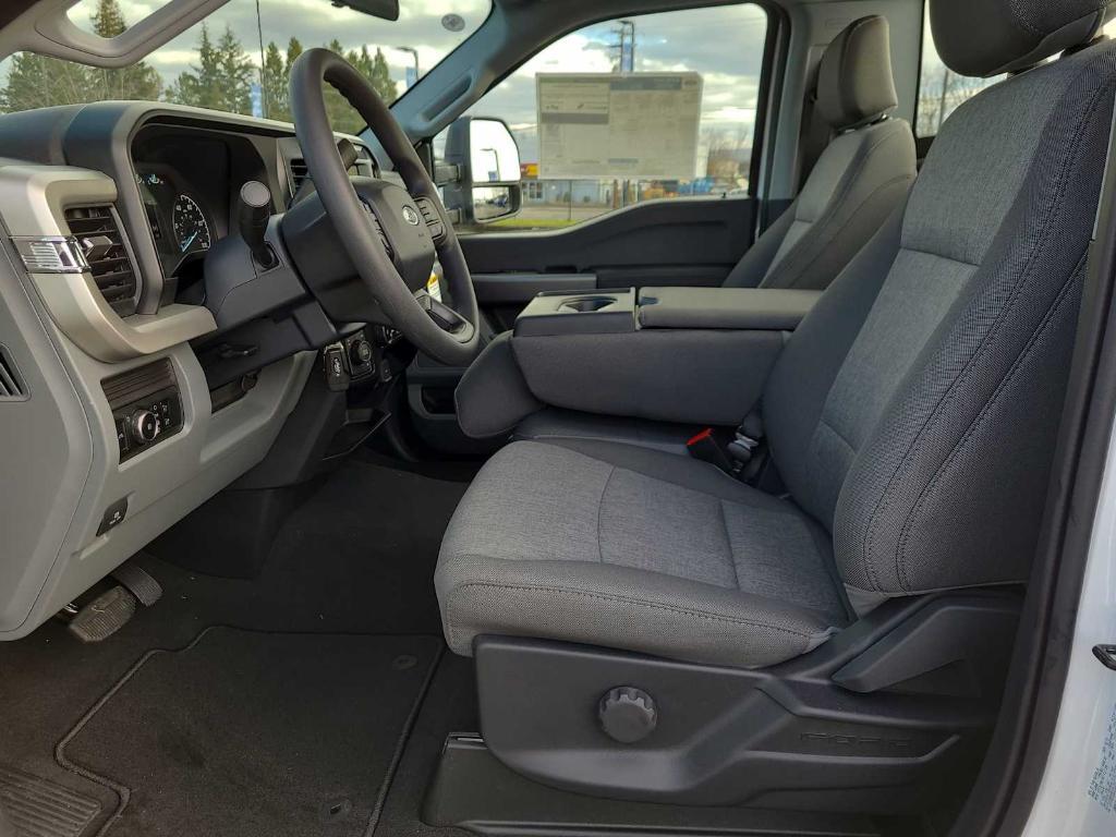 new 2025 Ford F-250 car, priced at $51,788