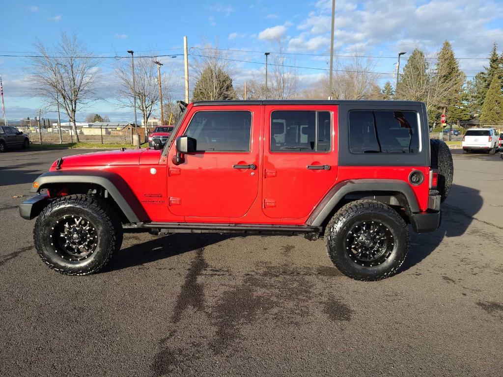 used 2015 Jeep Wrangler Unlimited car, priced at $20,998