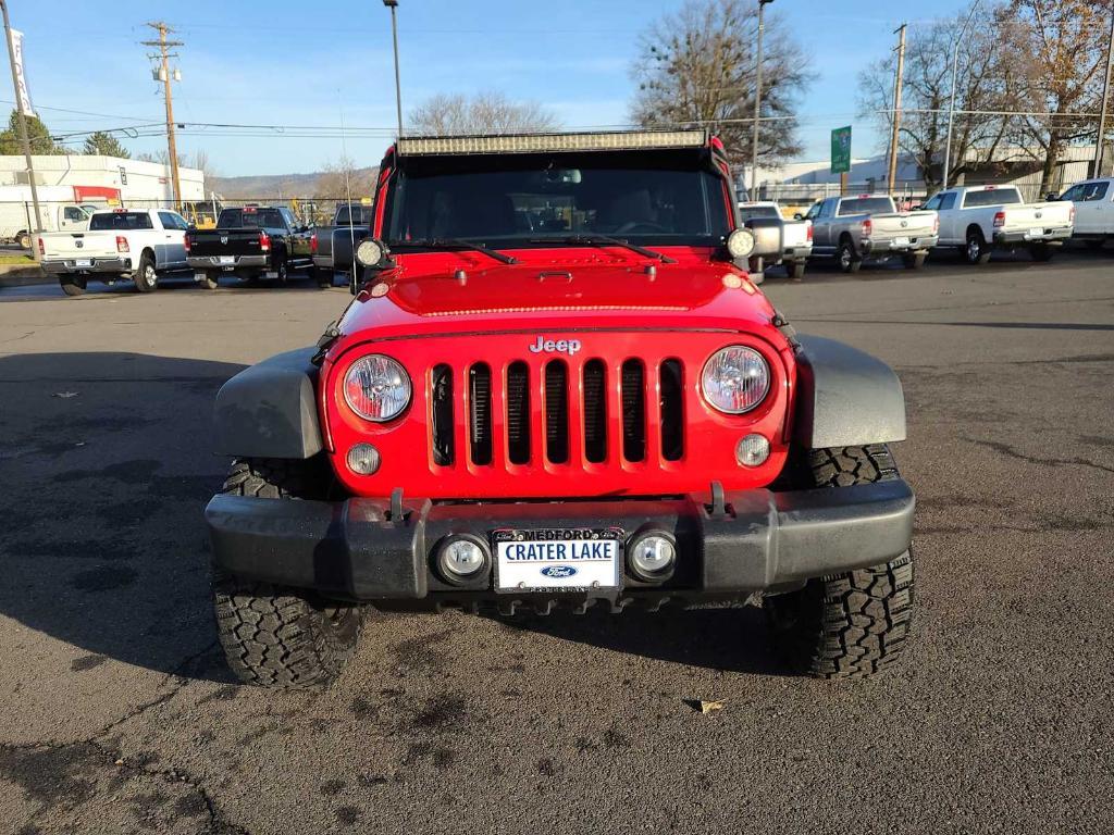 used 2015 Jeep Wrangler Unlimited car, priced at $20,998