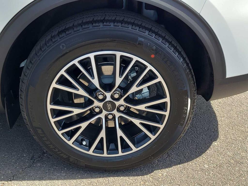 new 2025 Ford Escape car, priced at $34,396