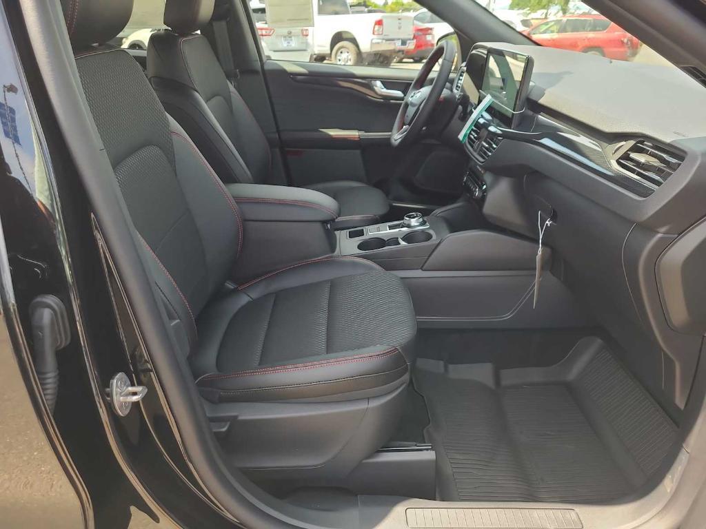 new 2025 Ford Escape car, priced at $34,885