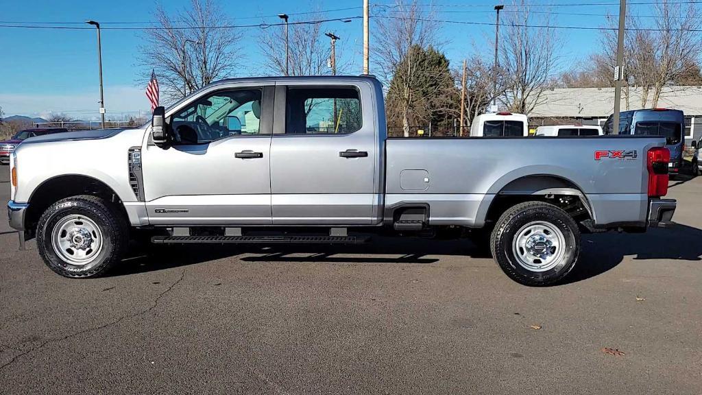 new 2024 Ford F-350 car, priced at $68,315