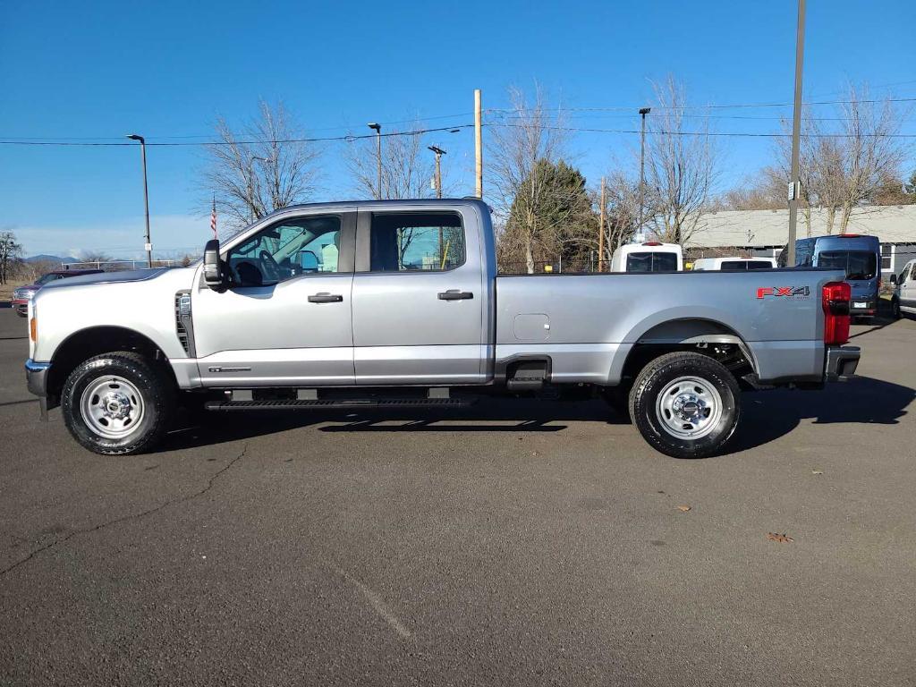 new 2024 Ford F-350 car, priced at $68,315