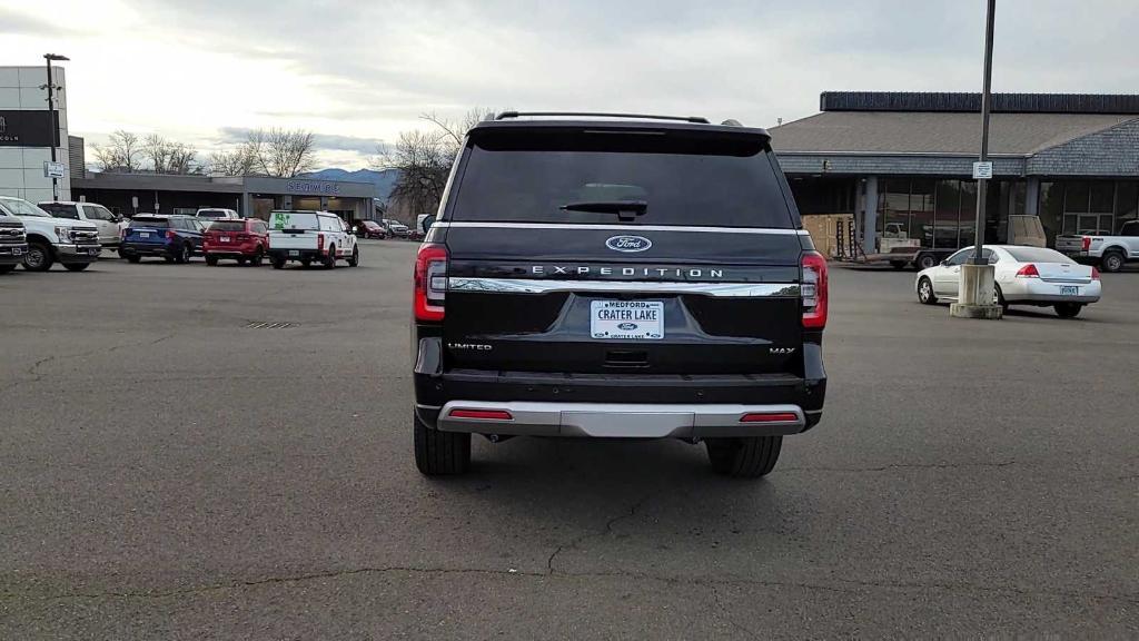 new 2024 Ford Expedition Max car, priced at $76,051