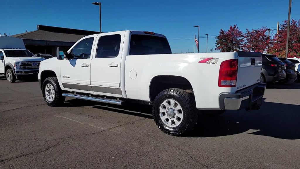 used 2011 GMC Sierra 2500 car, priced at $21,992