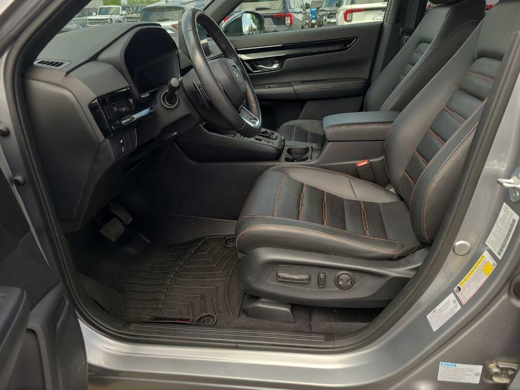 used 2024 Honda CR-V Hybrid car, priced at $37,999