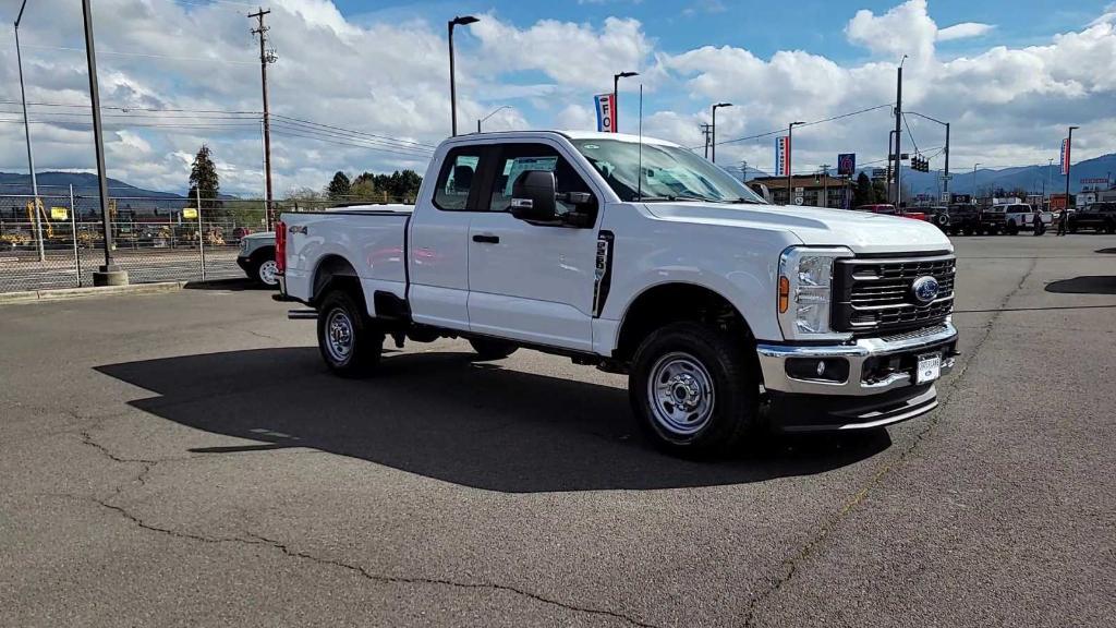 new 2024 Ford F-250 car, priced at $47,957