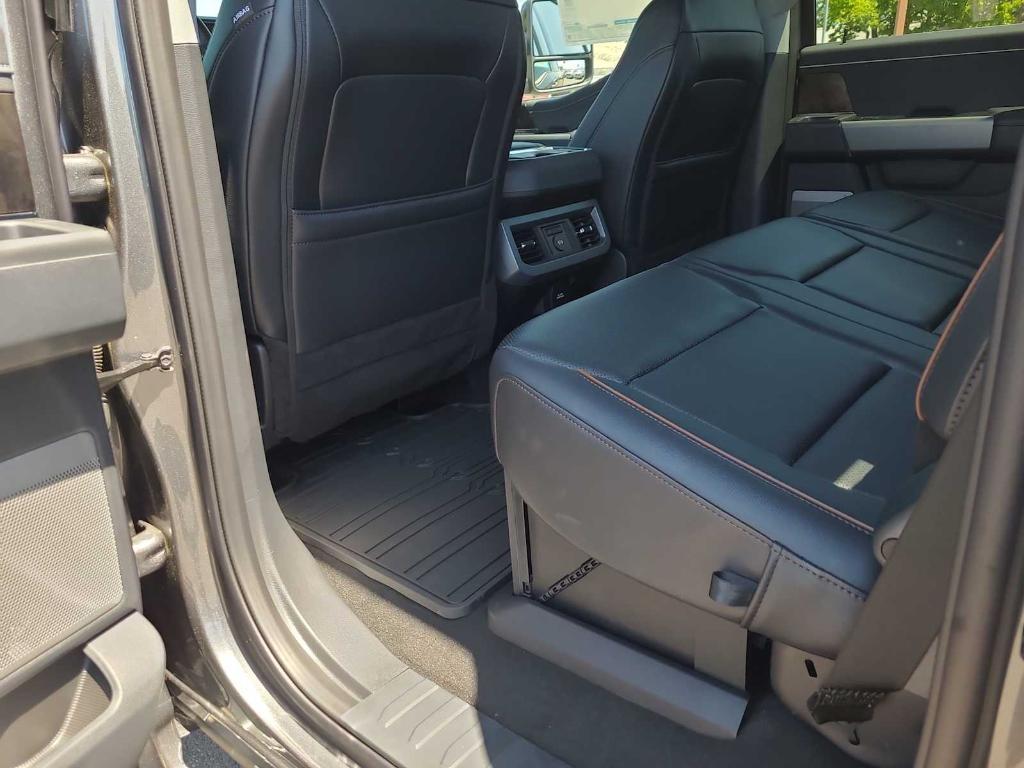 new 2025 Ford F-350 car, priced at $81,590