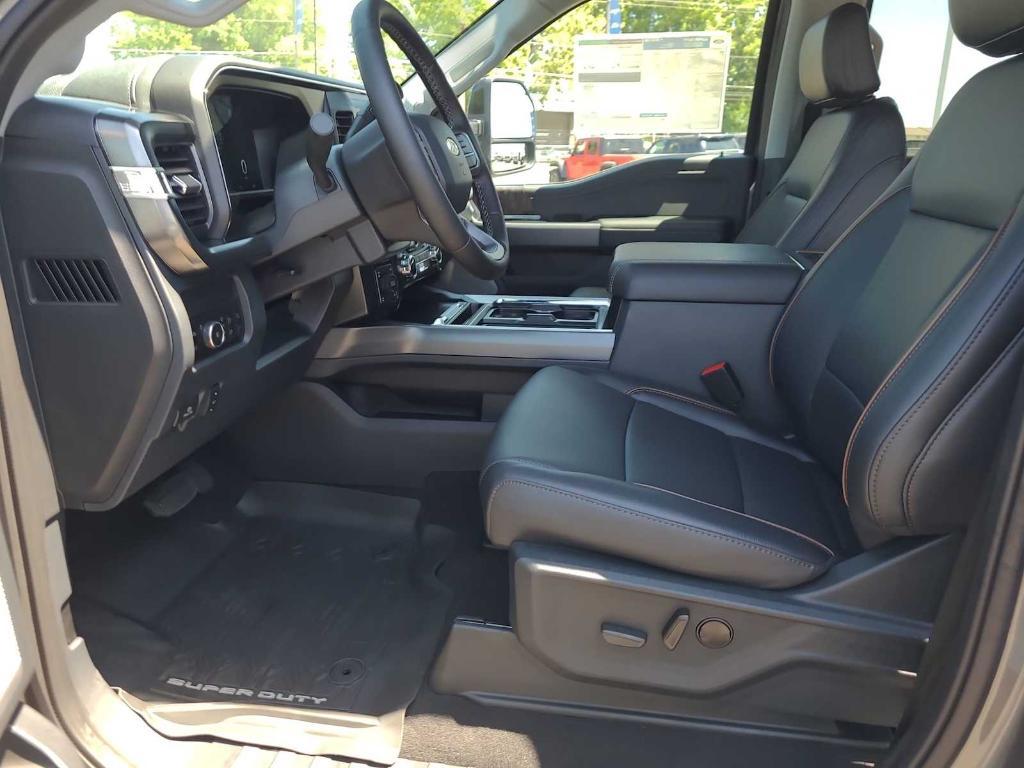 new 2025 Ford F-350 car, priced at $81,590
