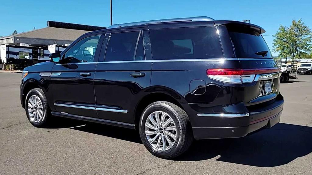 used 2022 Lincoln Navigator car, priced at $56,998