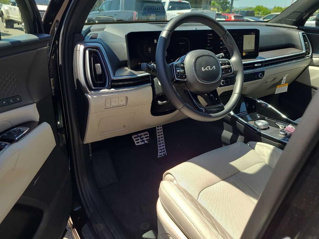 used 2025 Kia Sorento Hybrid car, priced at $46,500