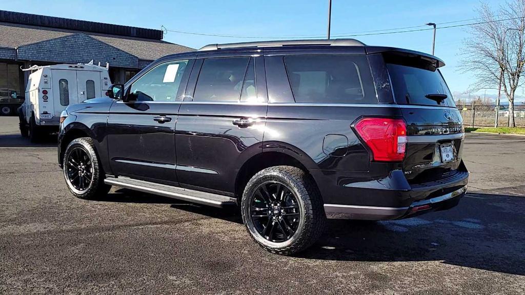 new 2024 Ford Expedition car, priced at $68,915